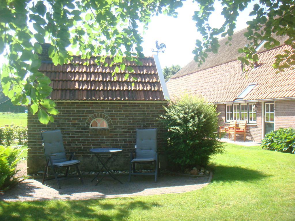B&B De Luttikhoeve Giethmen 客房 照片
