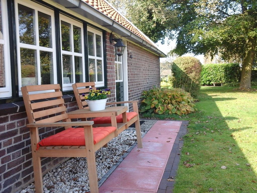 B&B De Luttikhoeve Giethmen 外观 照片