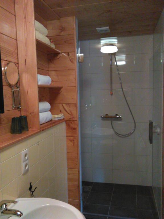 B&B De Luttikhoeve Giethmen 外观 照片